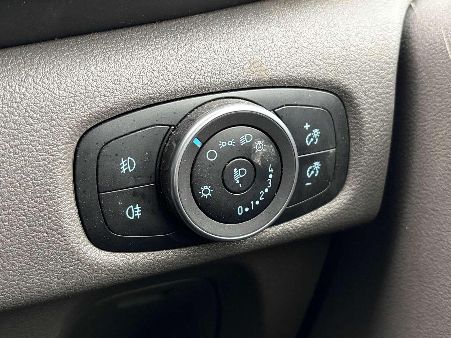 Used Ford Transit Custom 2022 for sale - 77045392: Photo 21