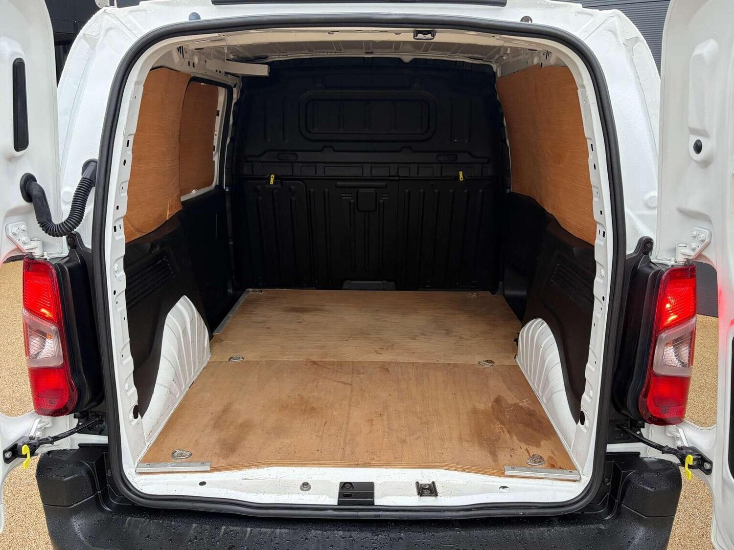 Used Peugeot Partner 2021 for sale - 77409598: Photo 34