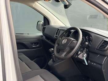 Used Vauxhall Vivaro 2024 for sale - 77167811: Photo