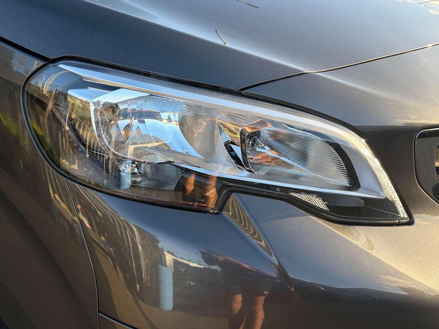 Used Peugeot Traveller 2022 for sale - 77023154: Photo 10