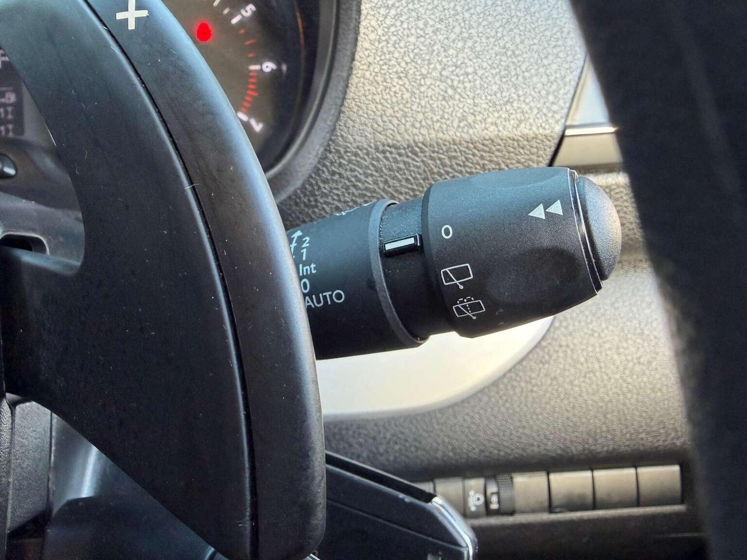 Used Peugeot Traveller 2022 for sale - 77023154: Photo 41