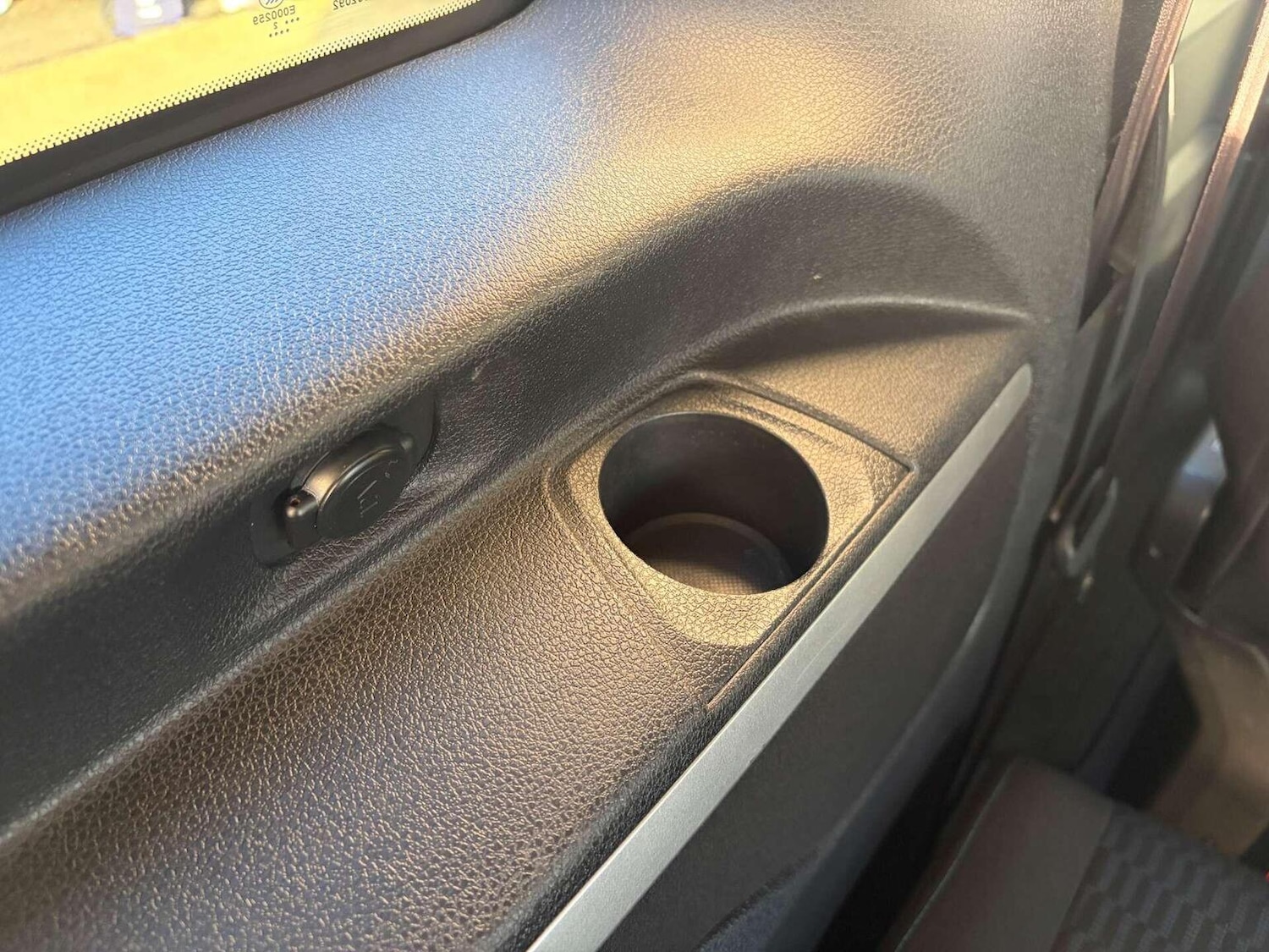 Used Peugeot Traveller 2022 for sale - 77023154: Photo 58