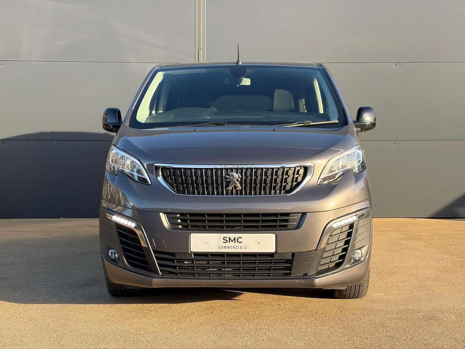 Used Peugeot Traveller 2022 for sale - 77023154: Photo 7