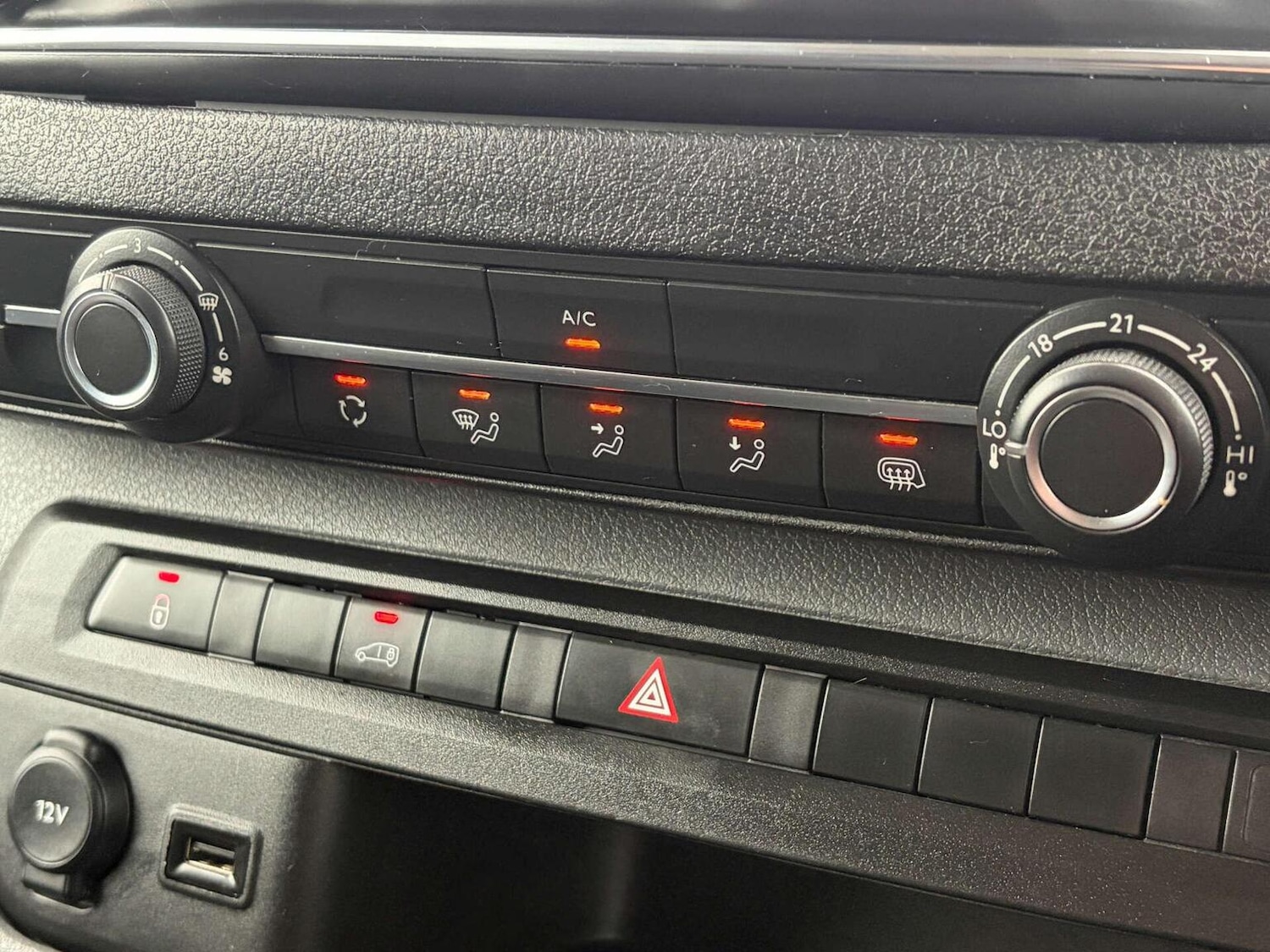 Used Peugeot Expert 2021 for sale - 78031770: Photo 35