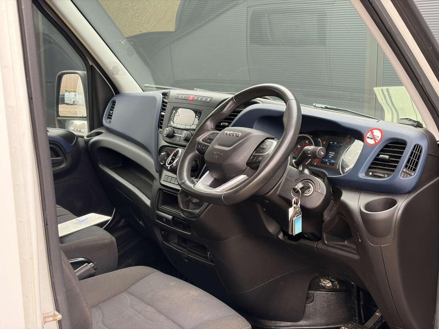 Used Iveco Daily 2021 for sale - 77548213: Photo 2