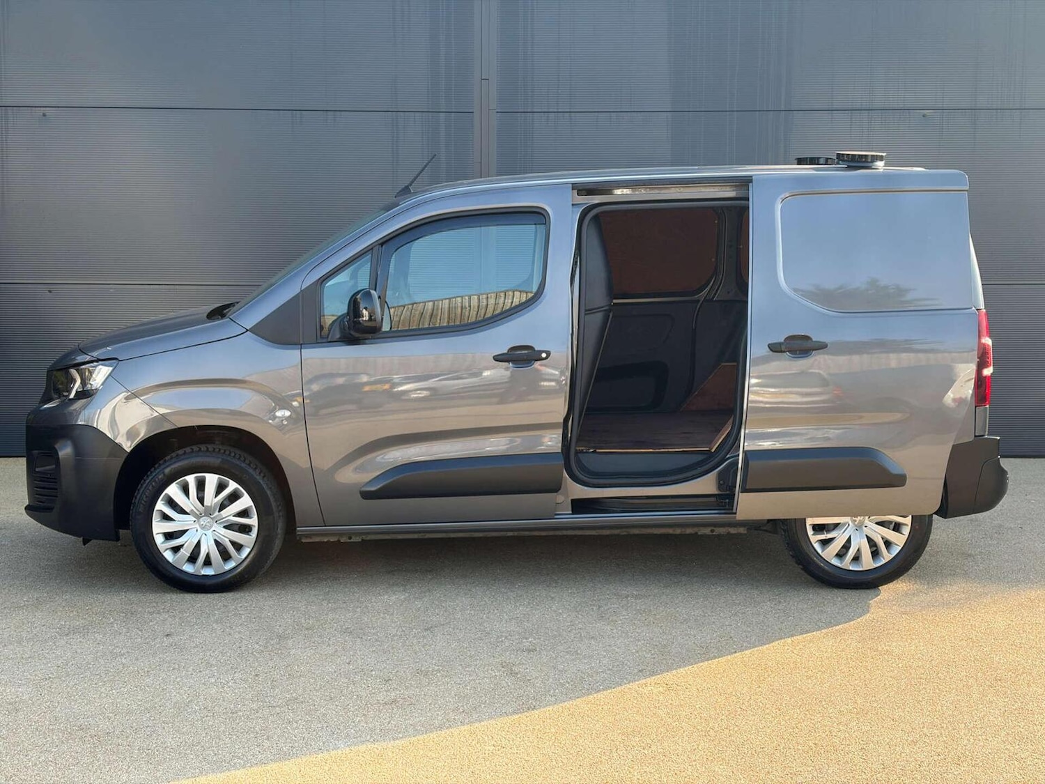 Used Peugeot Partner 2022 for sale - 77781634: Photo 10