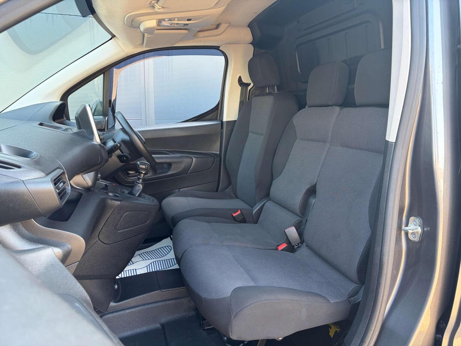 Used Peugeot Partner 2022 for sale - 77781634: Photo 25