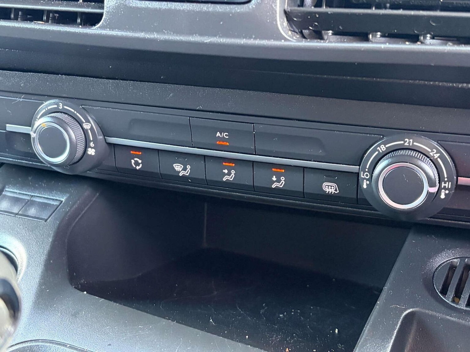 Used Peugeot Partner 2022 for sale - 77781634: Photo 41