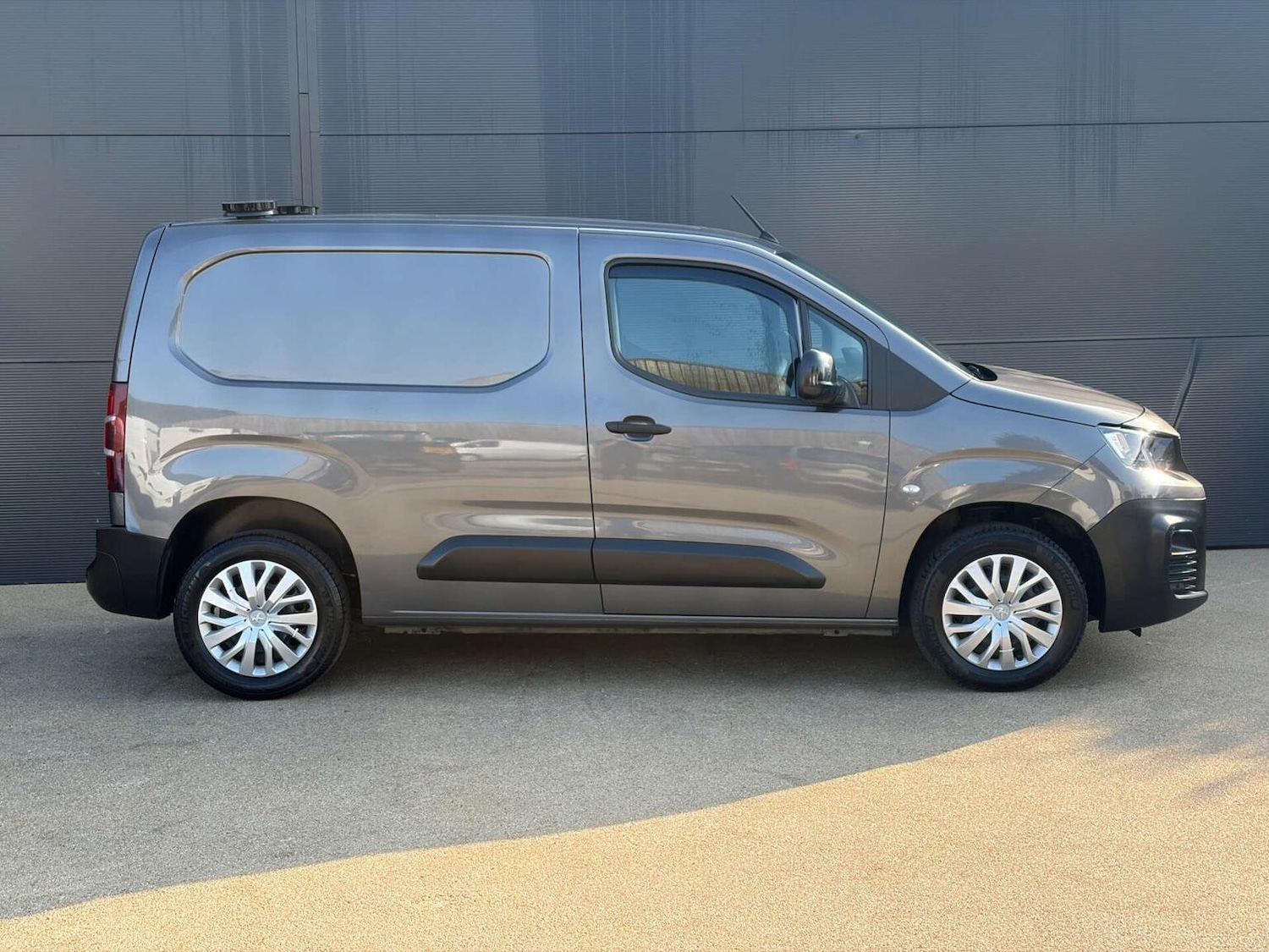 Used Peugeot Partner 2022 for sale - 77781634: Photo 8