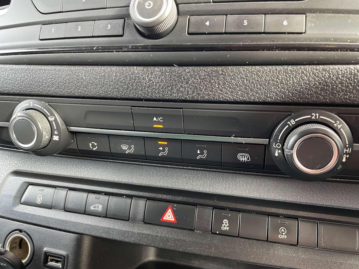 Used Vauxhall Vivaro 2019 for sale - 76427897: Photo 35