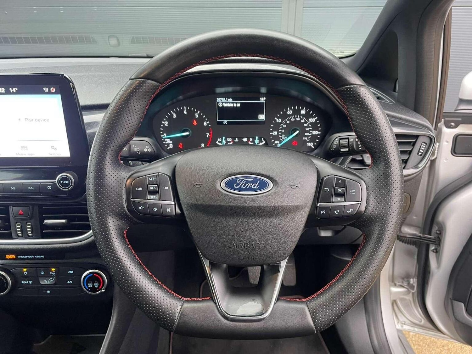 Used Ford Fiesta Van 2022 for sale - 76427932: Photo 4