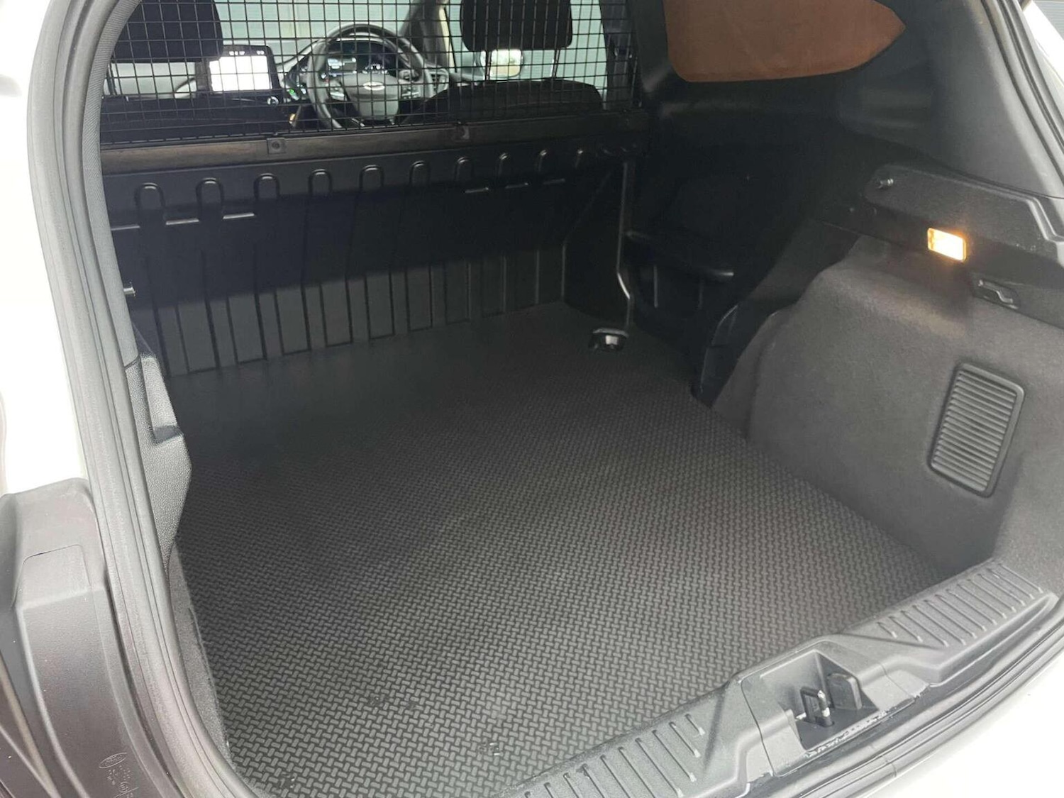 Used Ford Fiesta Van 2022 for sale - 76427932: Photo 40