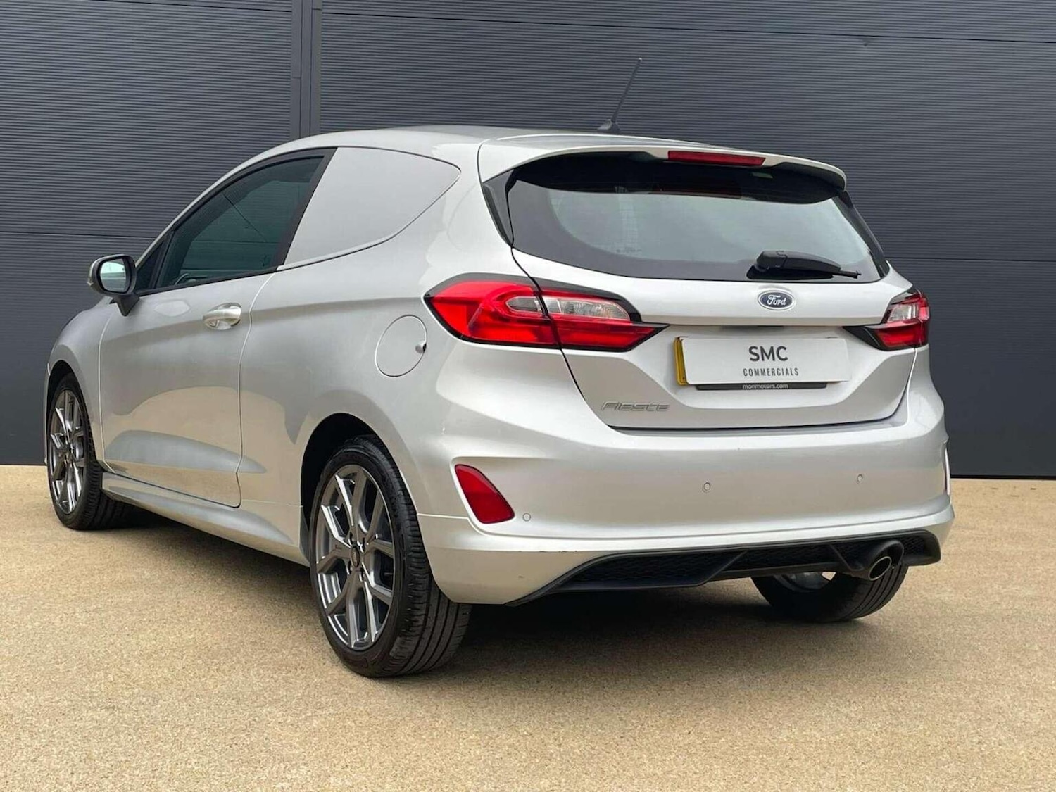 Used Ford Fiesta Van 2022 for sale - 76427932: Photo 44