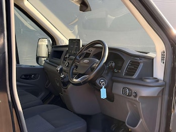 Used Ford Transit 2022 for sale - 77008144: Photo