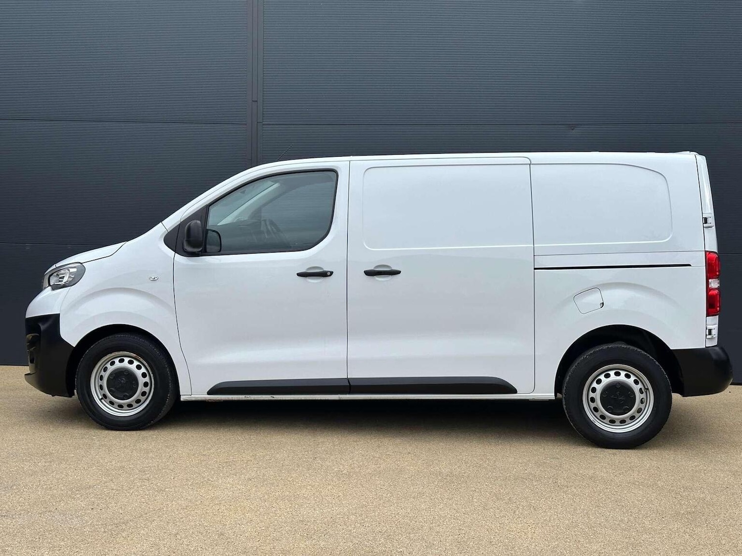 Used Peugeot Expert 2023 for sale - 76427918: Photo 11