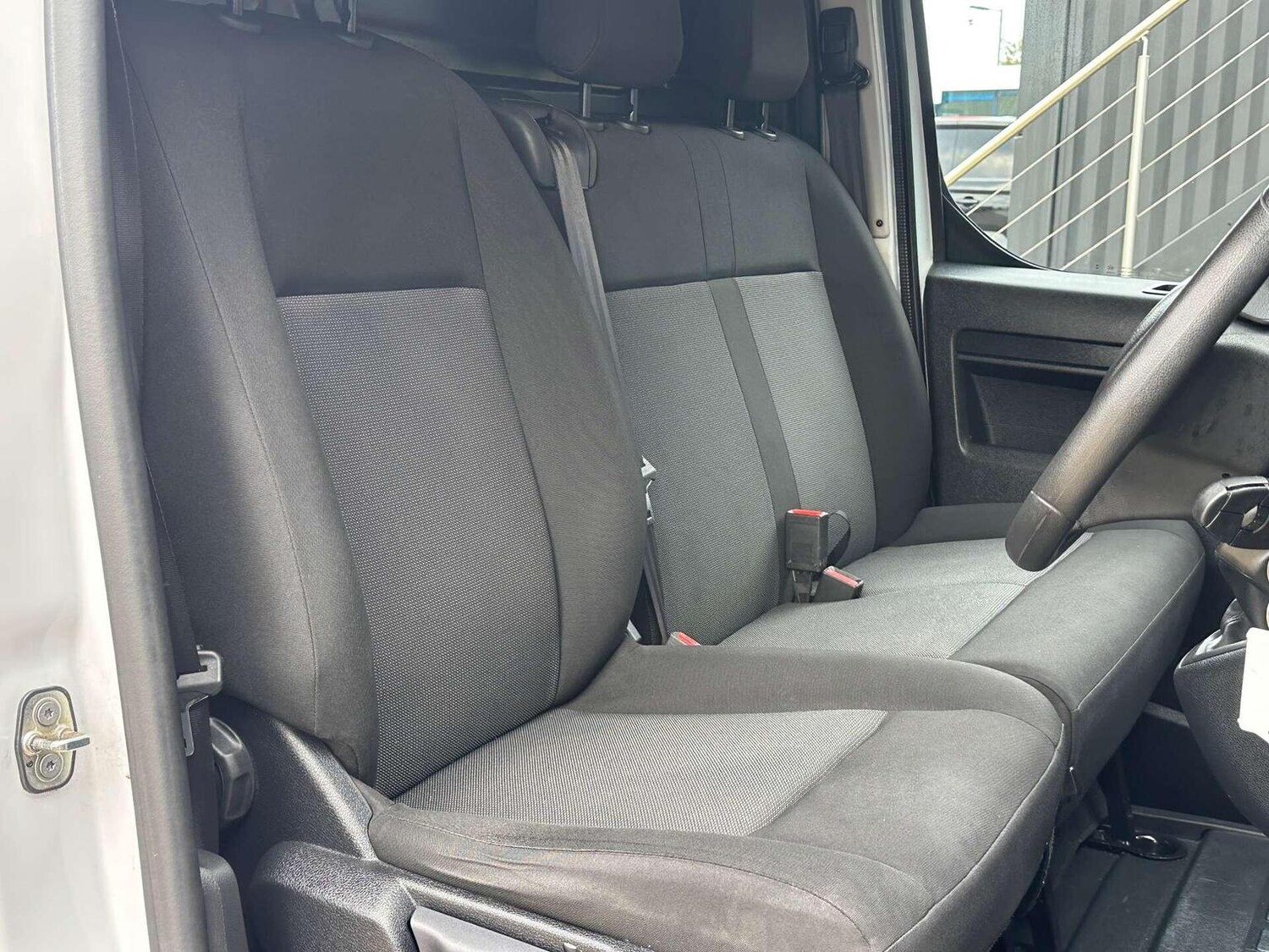 Used Peugeot Expert 2023 for sale - 76427918: Photo 22