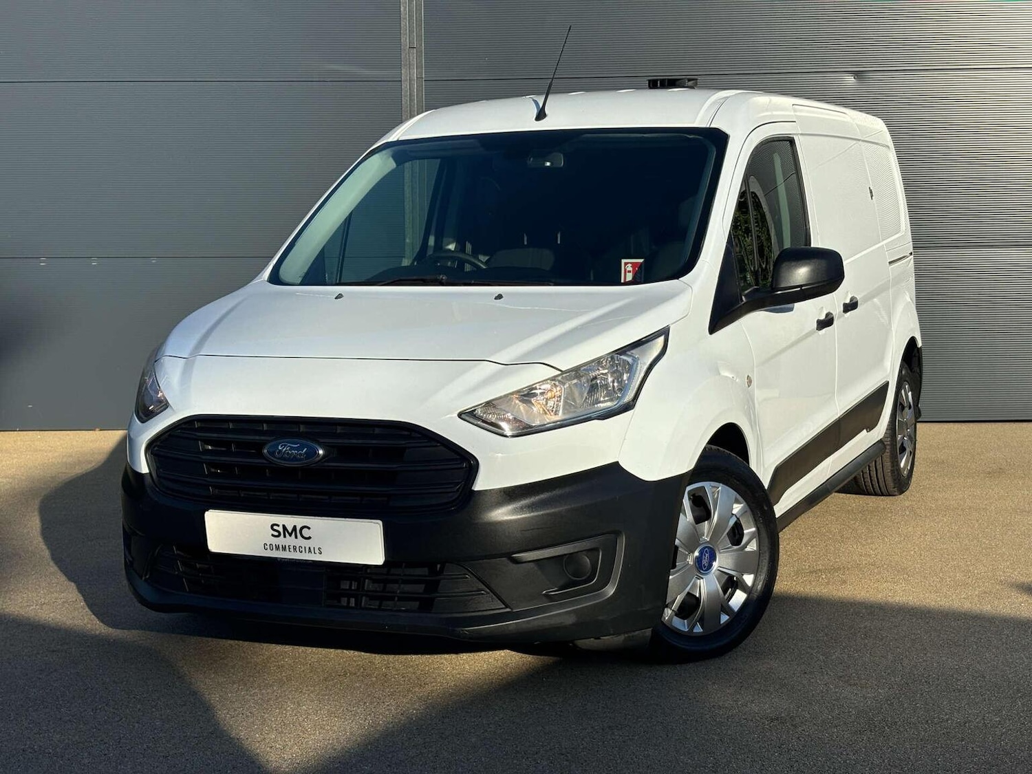 Used Ford Transit Connect 2019 for sale - 76427917: Photo 1