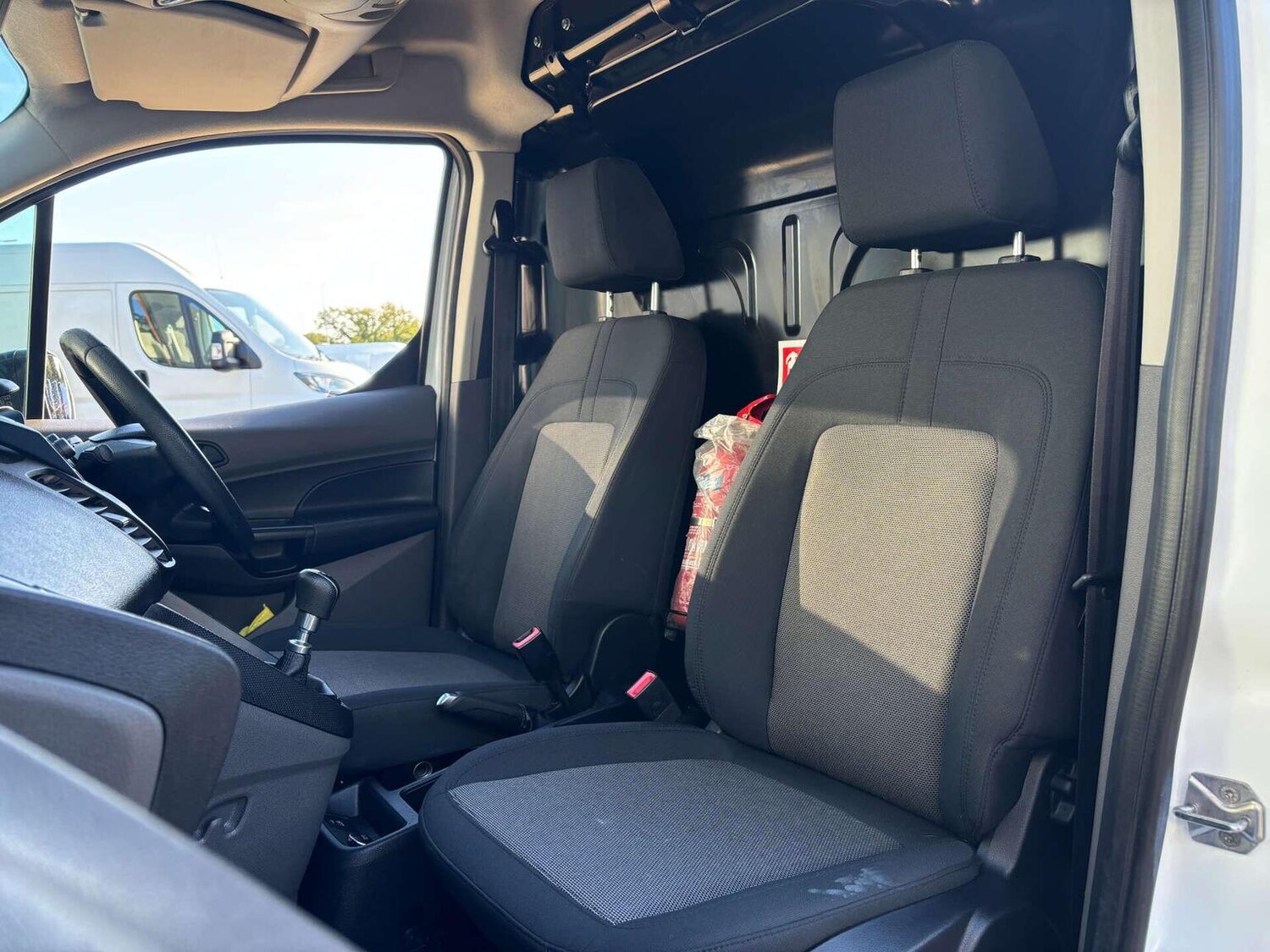 Used Ford Transit Connect 2019 for sale - 76427917: Photo 13