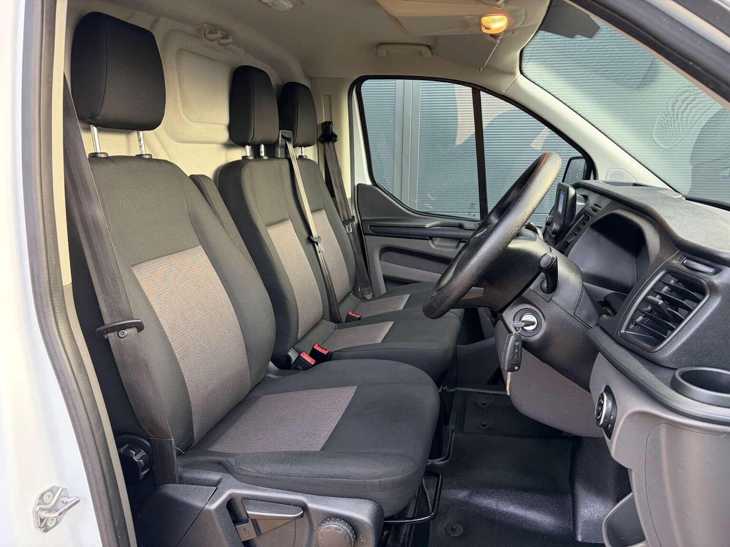 Used Ford Transit Custom 2023 for sale - 76963364: Photo 16