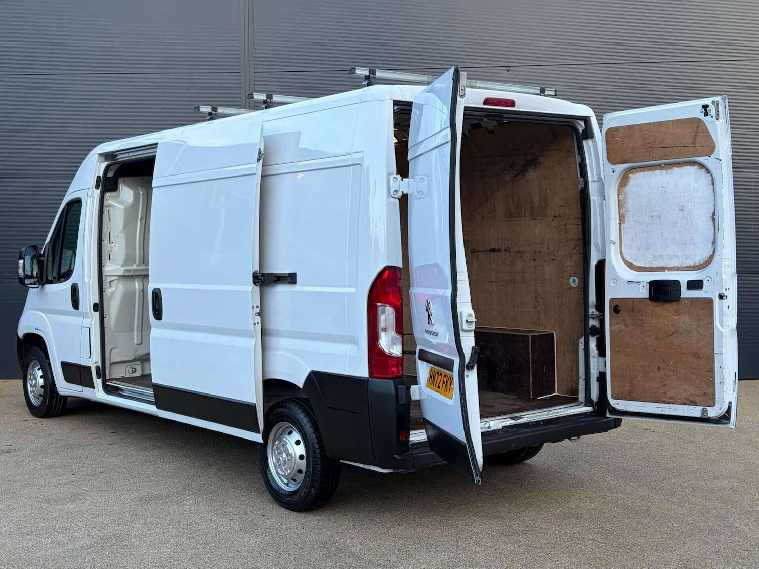 Used Peugeot Boxer 2022 for sale - 77350147: Photo 13