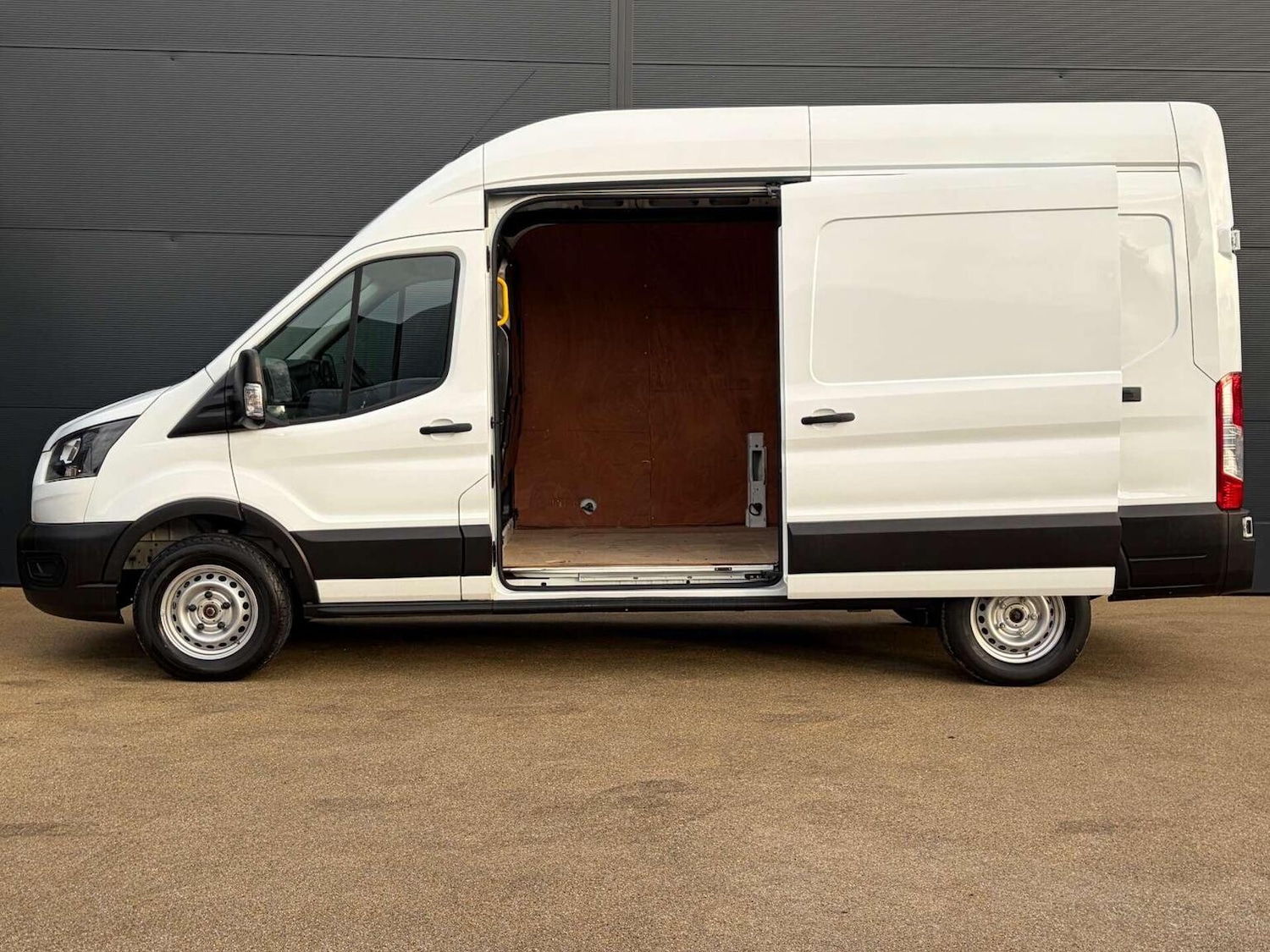 Used Ford Transit 2022 for sale - 77167799: Photo 11