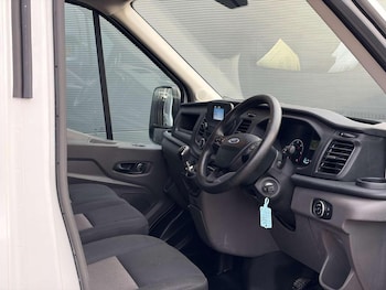 Used Ford Transit 2022 for sale - 77167799: Photo
