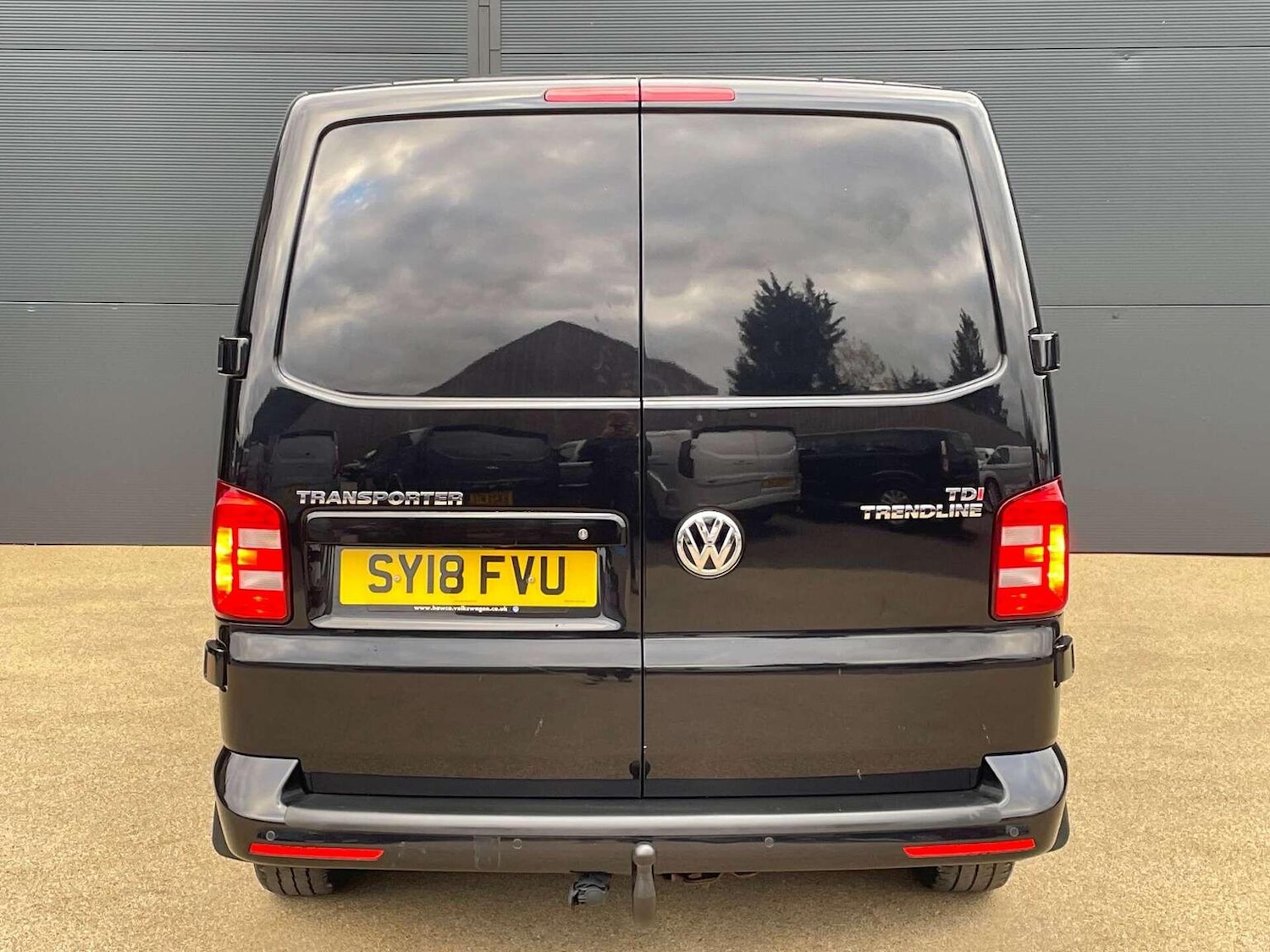 Used Volkswagen Transporter 2018 for sale - 76427933: Photo 18