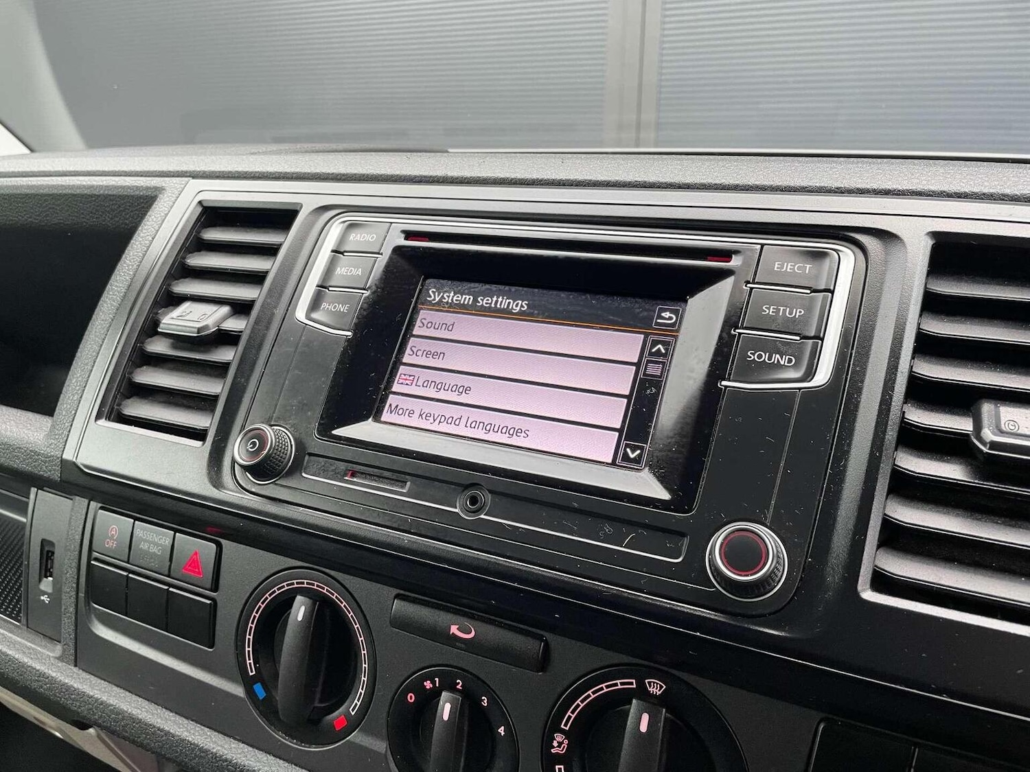 Used Volkswagen Transporter 2018 for sale - 76427933: Photo 25