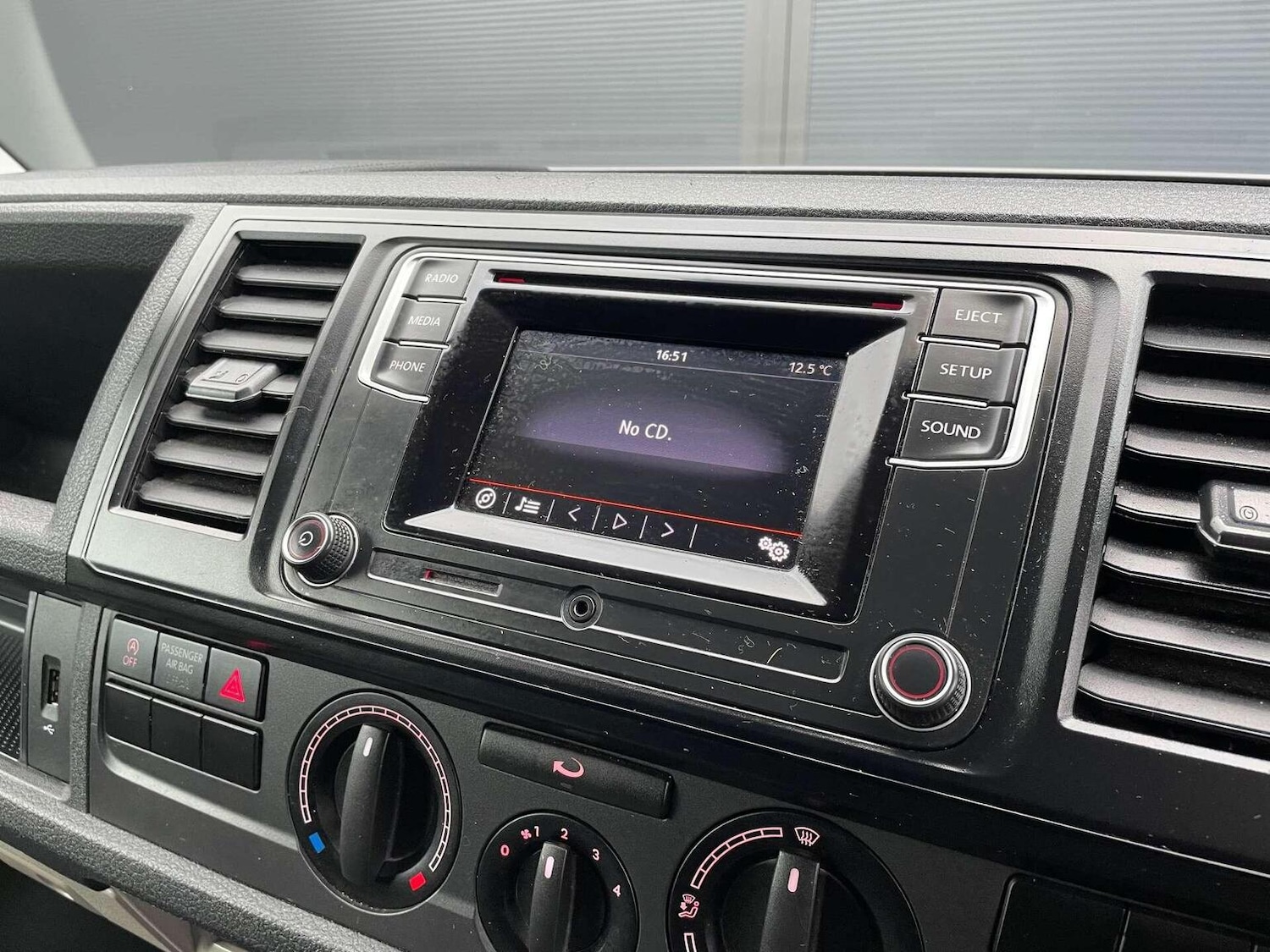 Used Volkswagen Transporter 2018 for sale - 76427933: Photo 29