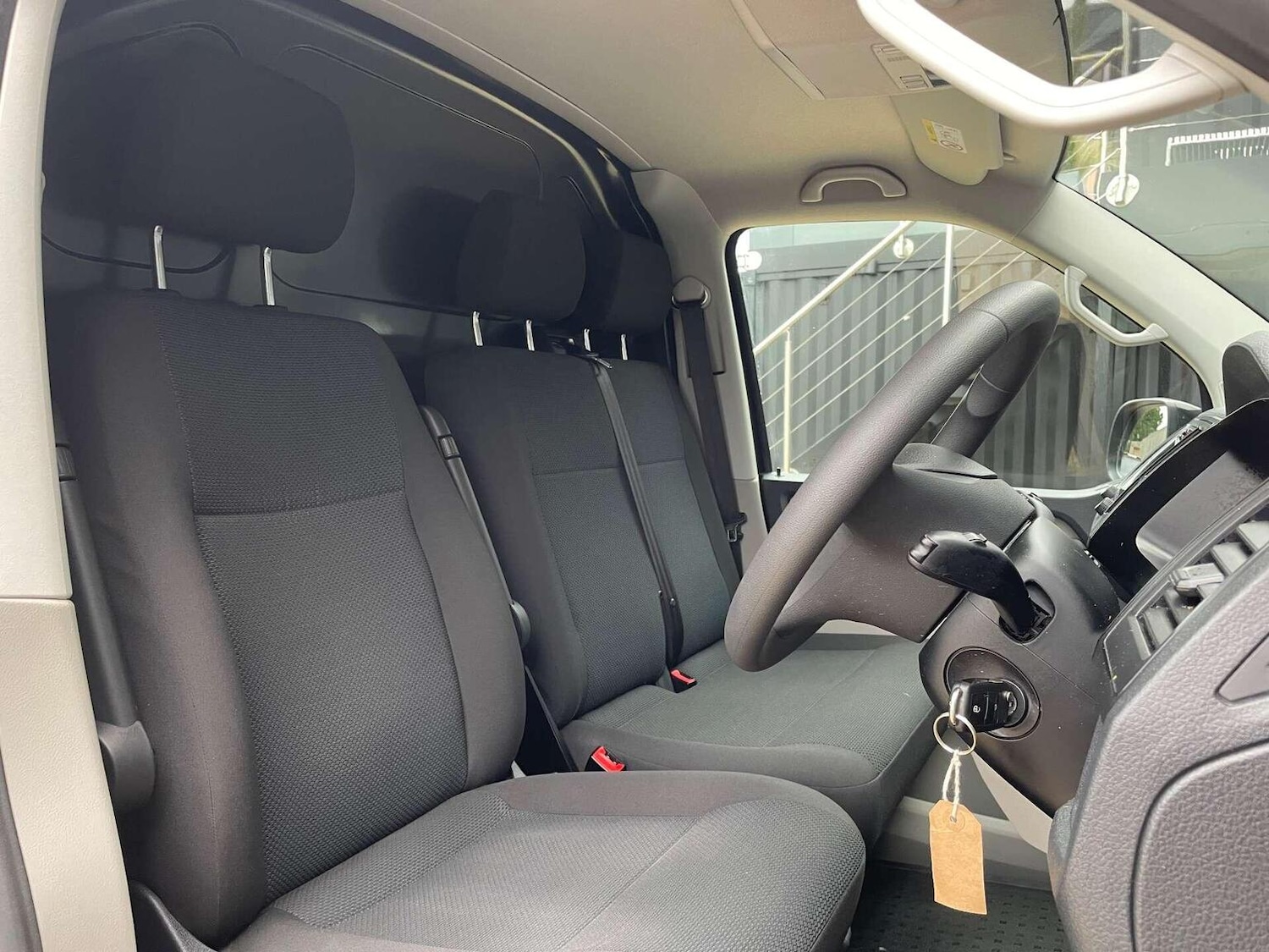 Used Volkswagen Transporter 2018 for sale - 76427933: Photo 9