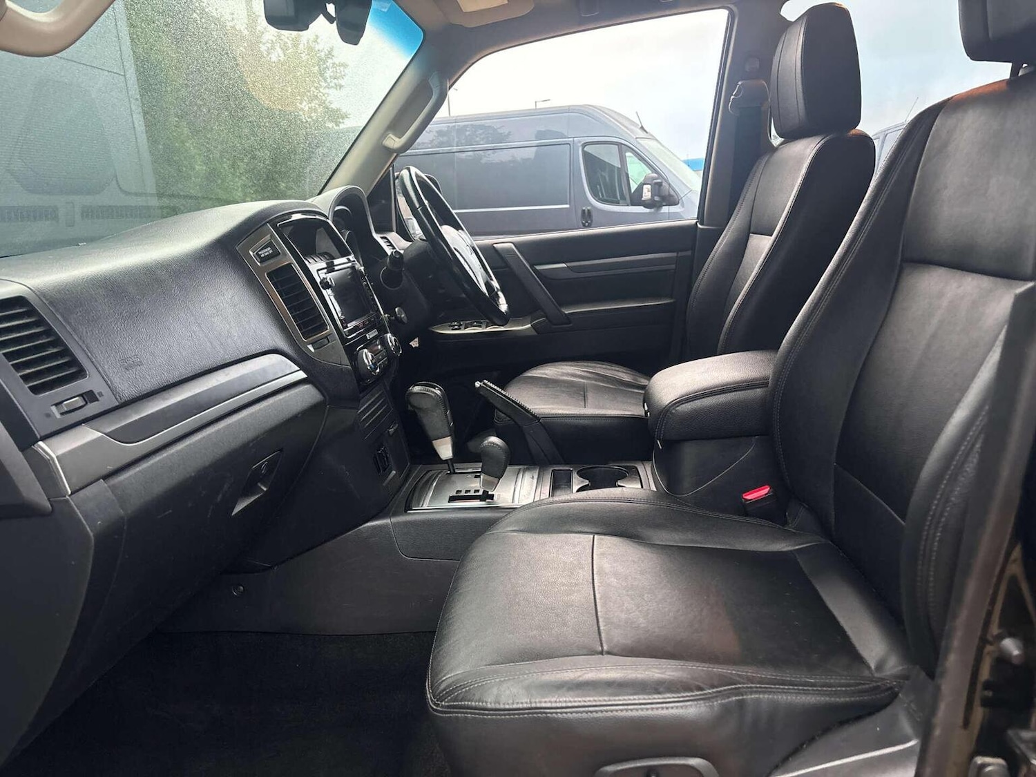 Used Mitsubishi Shogun 2017 for sale - 76427935: Photo 13