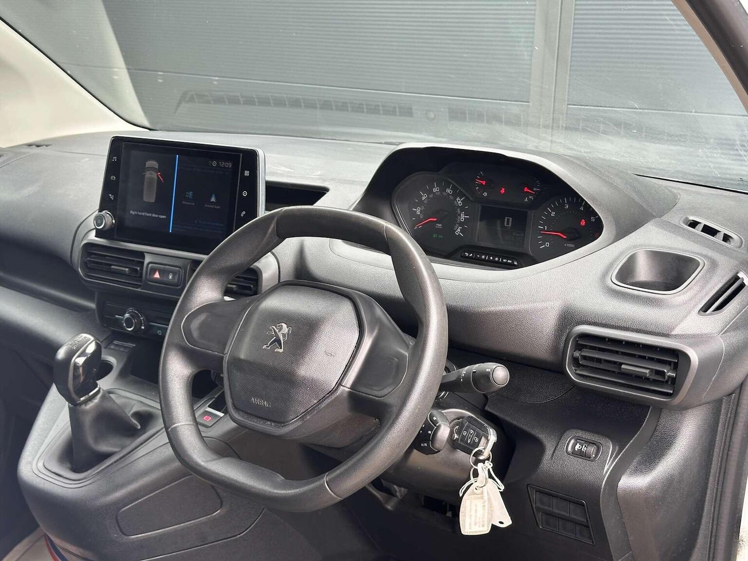 Used Peugeot Partner 2021 for sale - 76427934: Photo 3