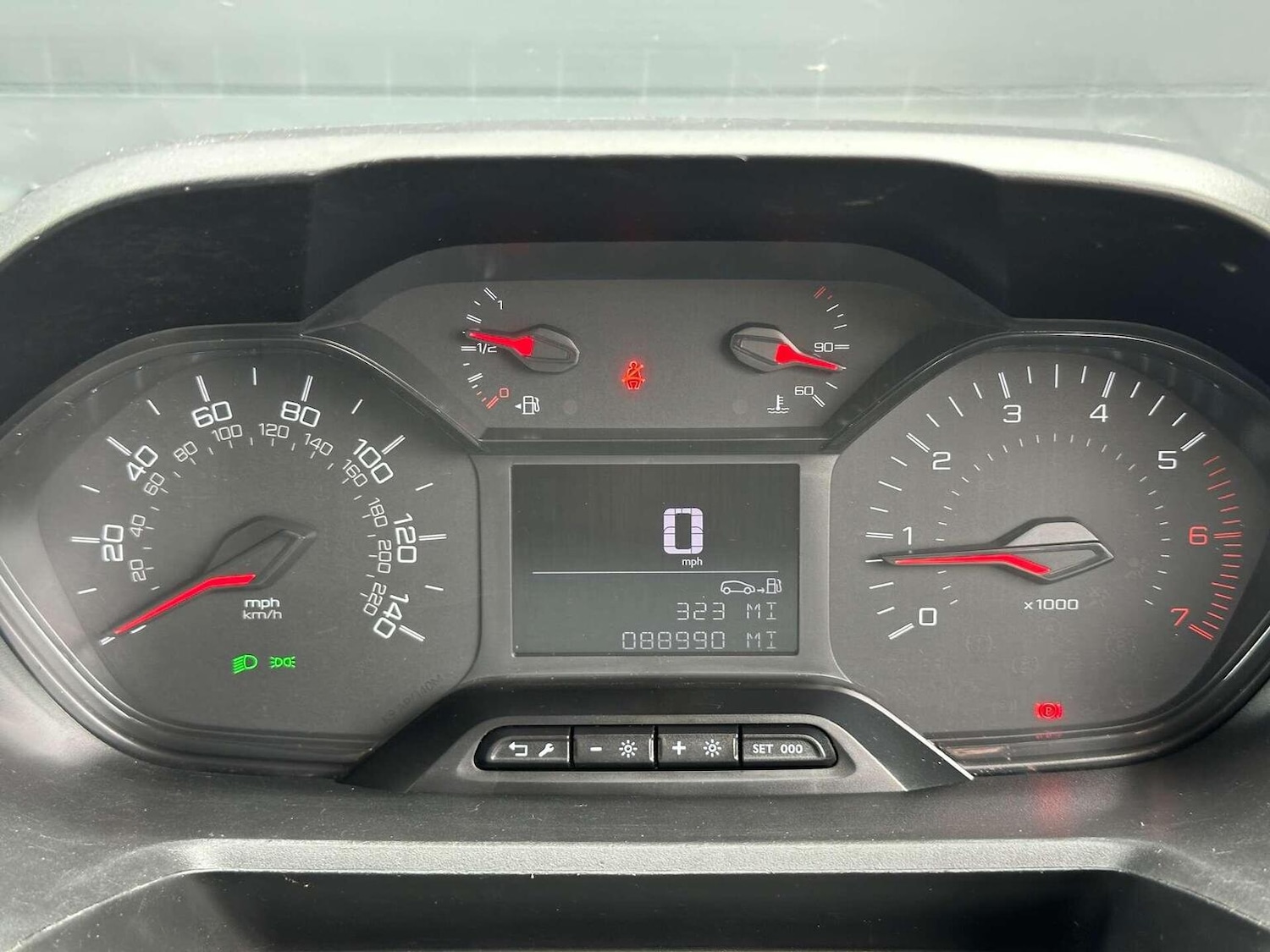 Used Peugeot Partner 2021 for sale - 76427934: Photo 32