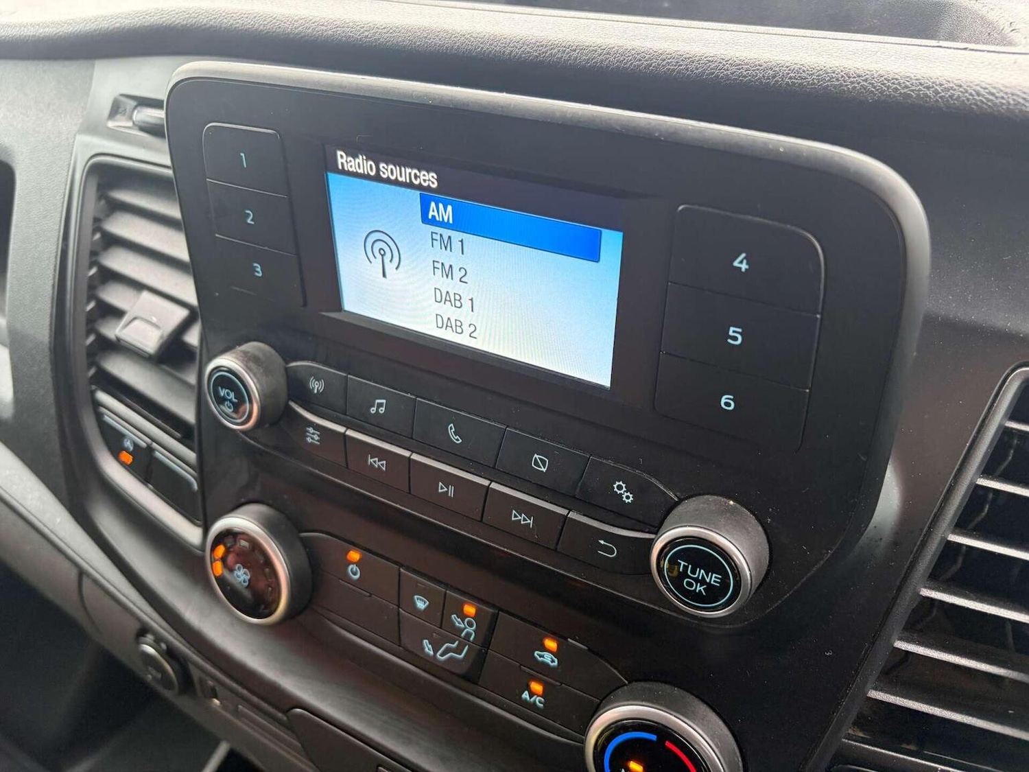 Used Ford Transit 2021 for sale - 76957202: Photo 32