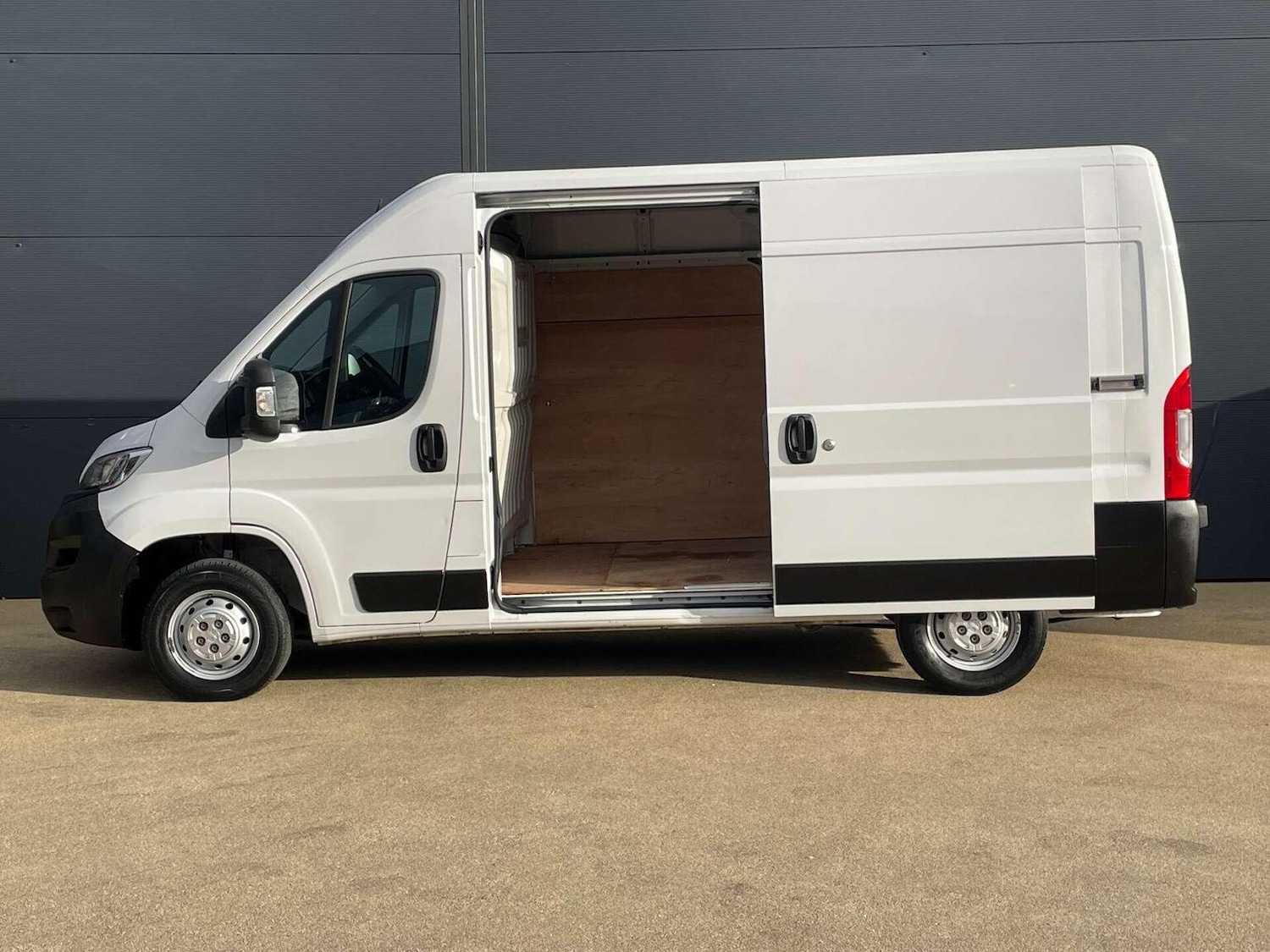Used Vauxhall Movano 2022 for sale - 76712842: Photo 9