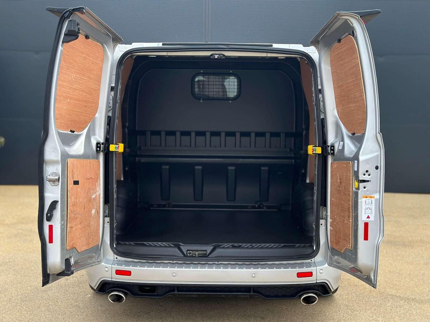 Used Ford Transit Custom 2022 for sale - 76427936: Photo 27