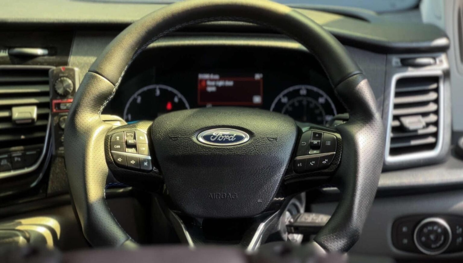 Used Ford Transit Custom 2022 for sale - 76427936: Photo 55