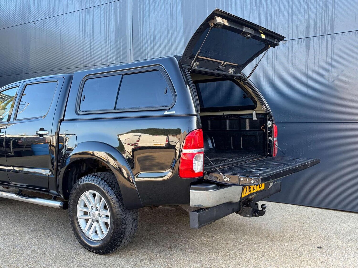 Used Toyota Hilux 2016 for sale - 77758969: Photo 10