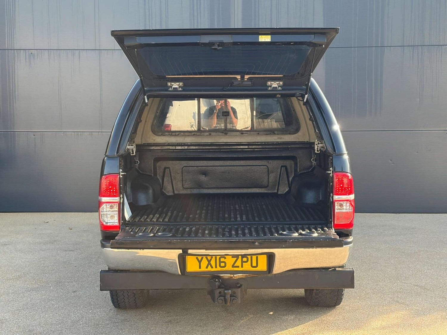 Used Toyota Hilux 2016 for sale - 77758969: Photo 14