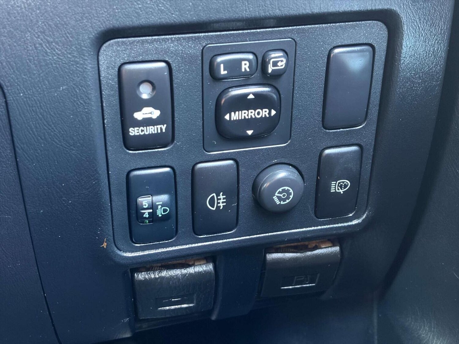 Used Toyota Hilux 2016 for sale - 77758969: Photo 35