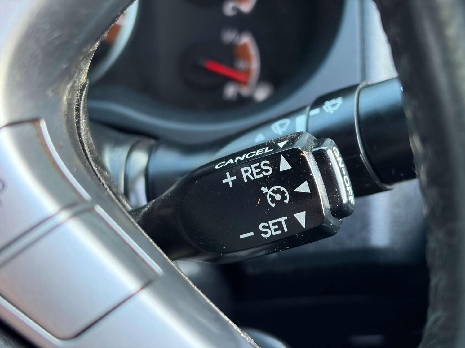 Used Toyota Hilux 2016 for sale - 77758969: Photo 43