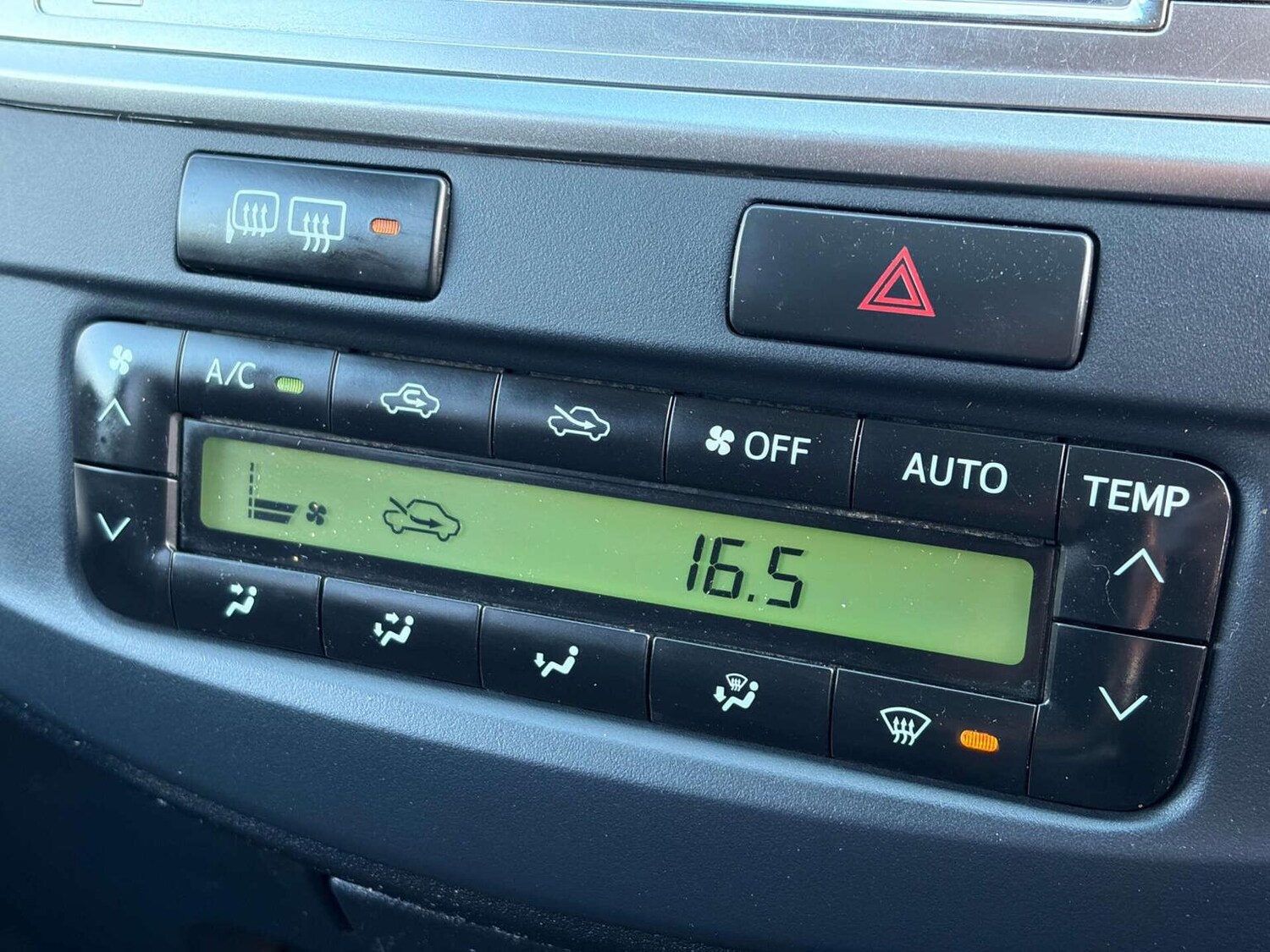 Used Toyota Hilux 2016 for sale - 77758969: Photo 52