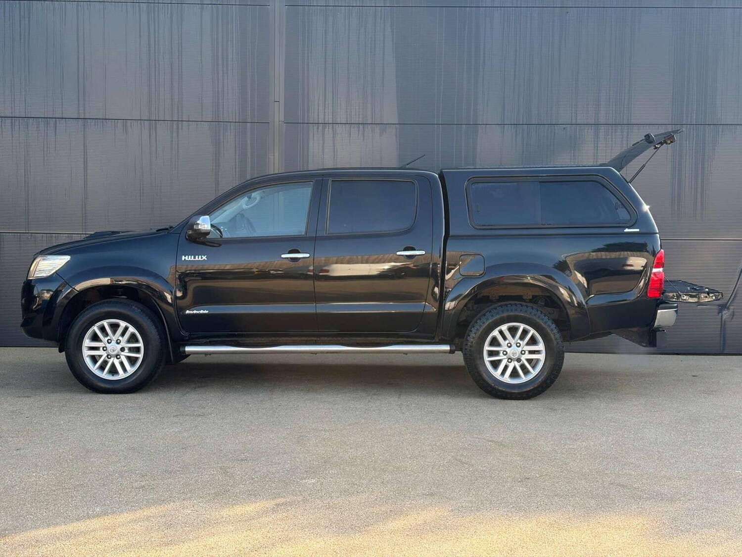 Used Toyota Hilux 2016 for sale - 77758969: Photo 9