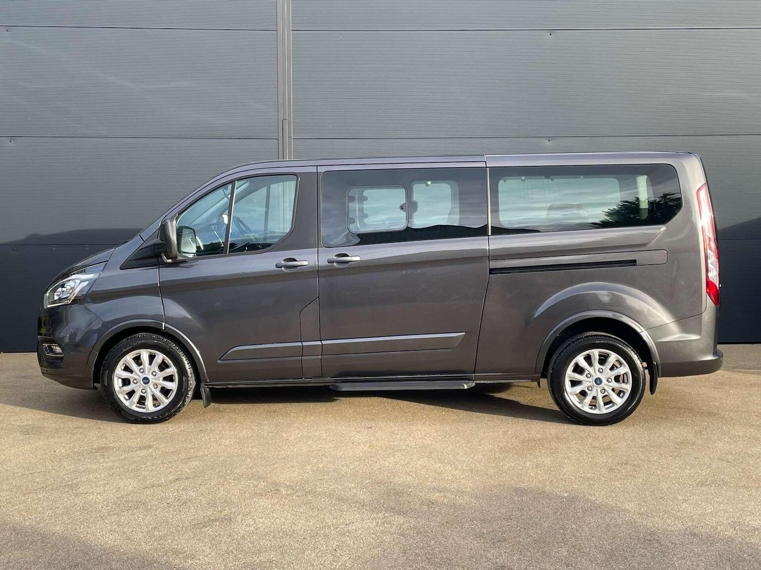 Used Ford Tourneo Custom 2022 for sale - 76719022: Photo 8