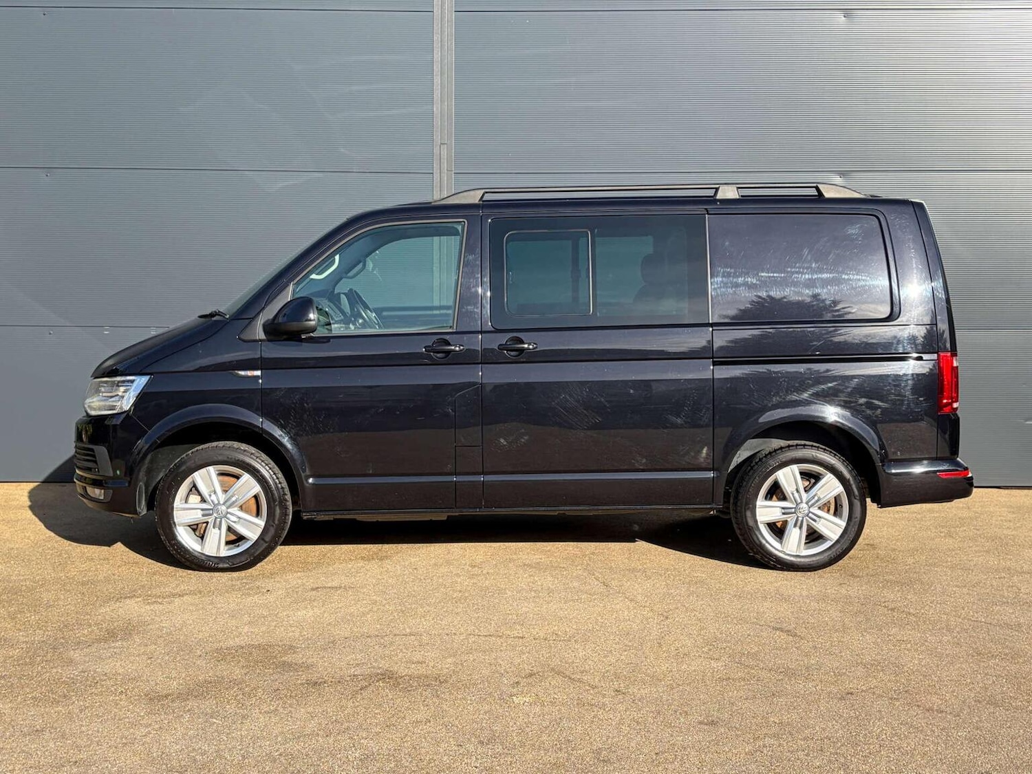 Used Volkswagen Transporter 2017 for sale - 77921278: Photo 20