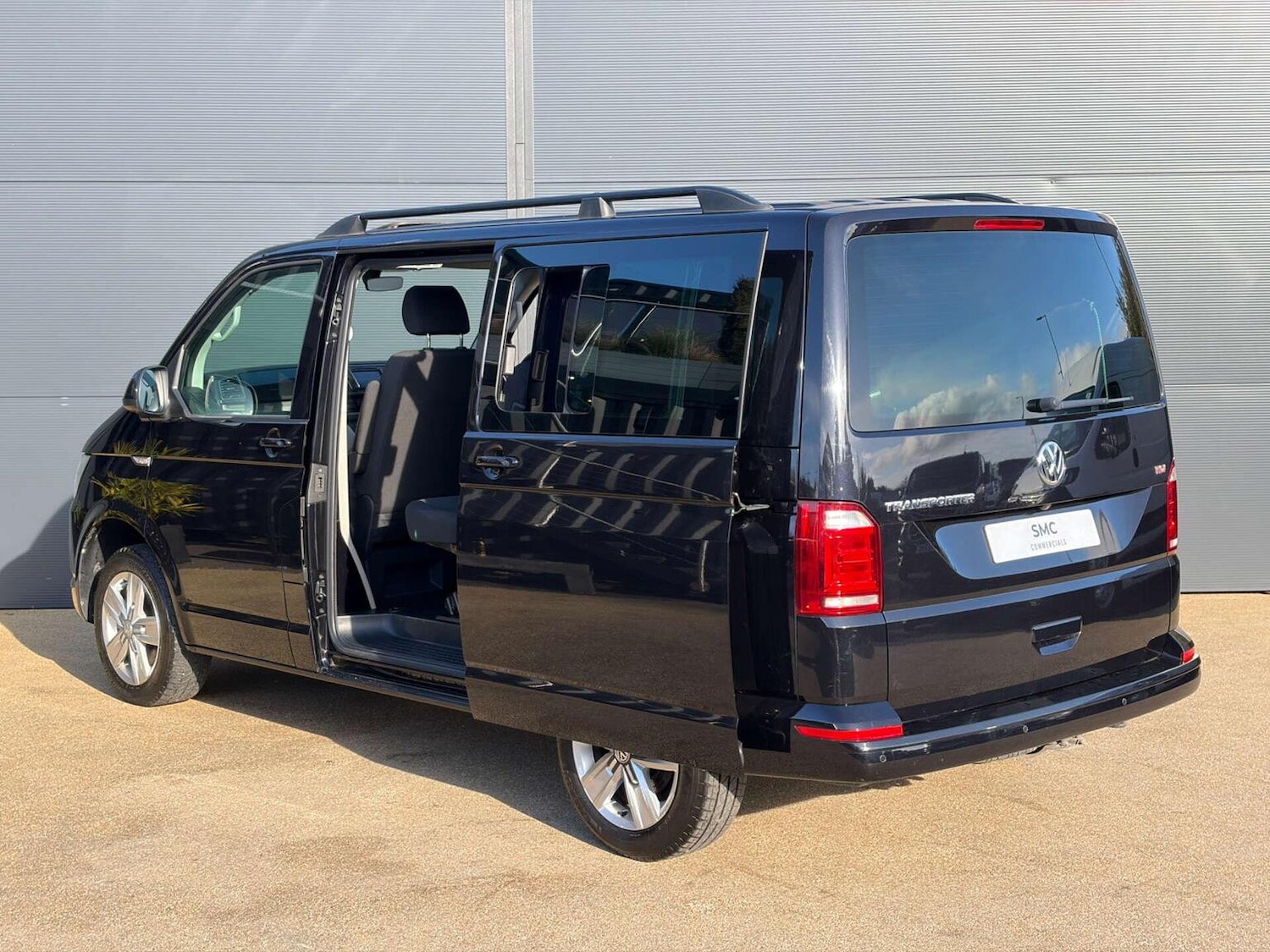 Used Volkswagen Transporter 2017 for sale - 77921278: Photo 21