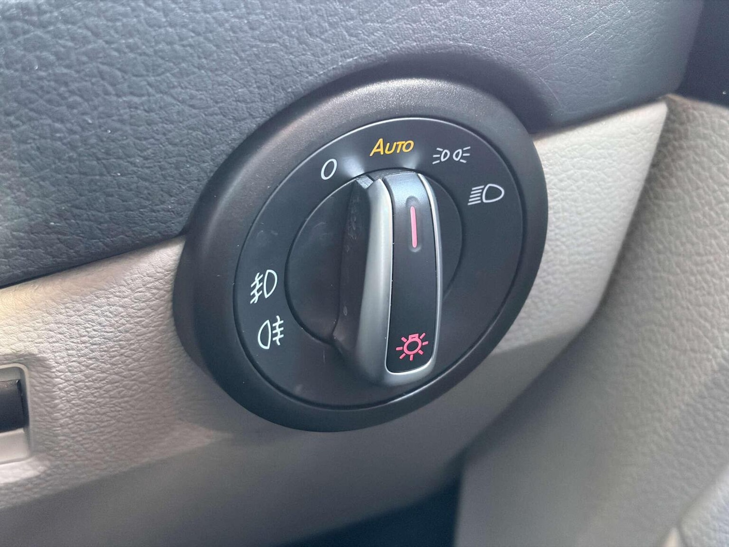 Used Volkswagen Transporter 2017 for sale - 77921278: Photo 38