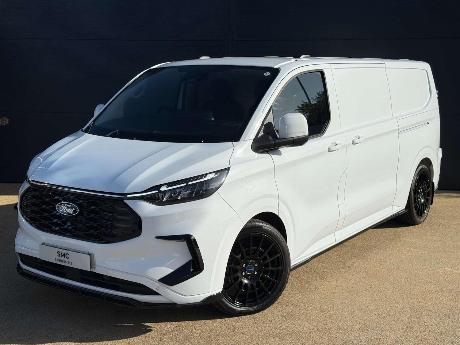 Used Ford Transit Custom 2025 for sale - 76769633: Photo 1