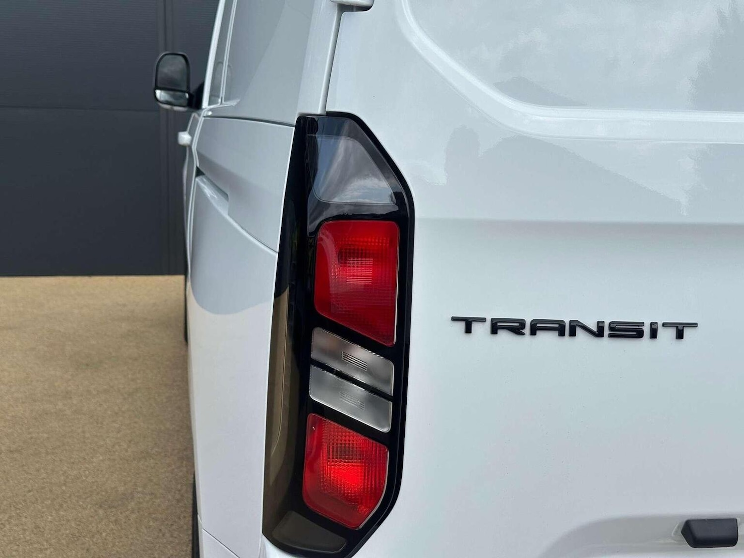 Used Ford Transit Custom 2025 for sale - 76769633: Photo 17