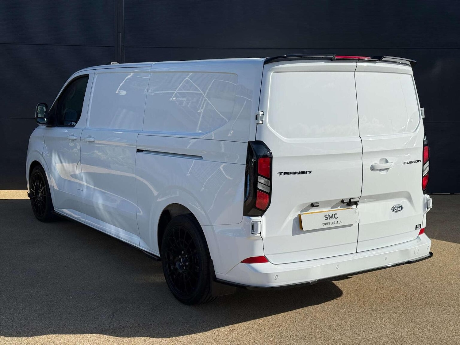 Used Ford Transit Custom 2025 for sale - 76769633: Photo 2